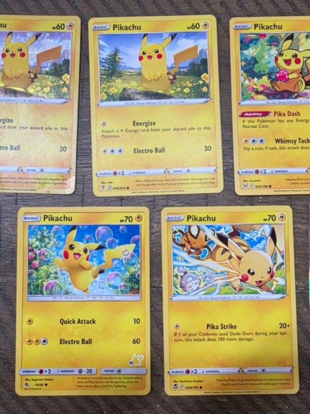 Nintendo Pokemon TCG Pikachu 7-Card Lot (Holo/Foil/Plain) English 2024 Mixed Set